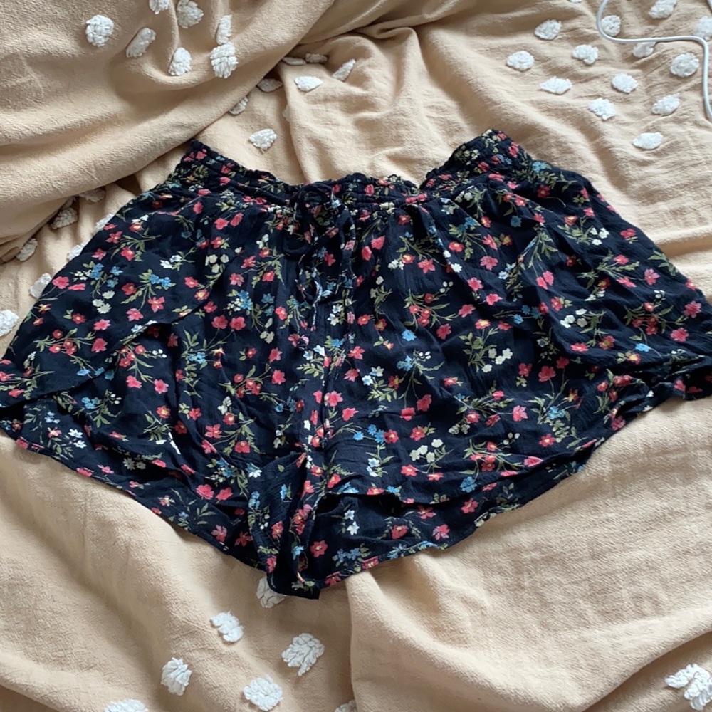Flowy shorts